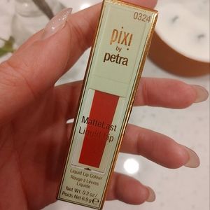 Pixi by Petra Mattelast liquid lipstick